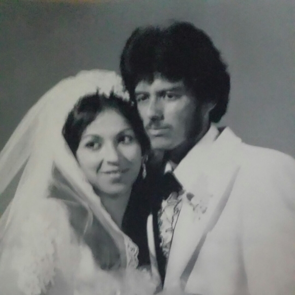 Meet your Posher, Marcela - Picture 1 of 1